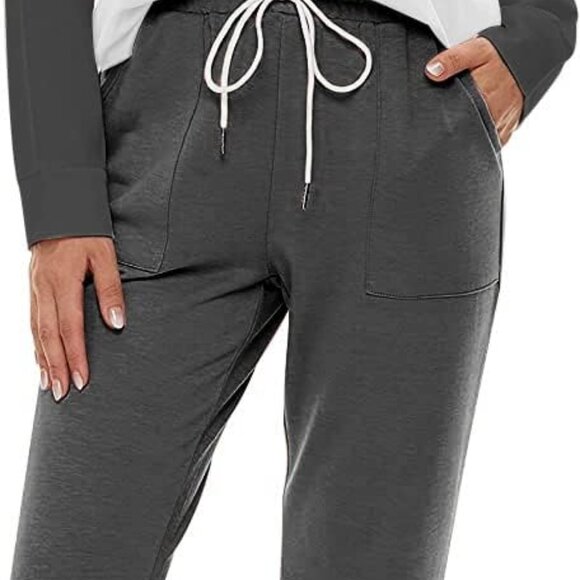 Women’s Dark Grey Long Sleeve Crewneck Pullover and Pants Sweatsuit with Pockets - Picture 1 of 4